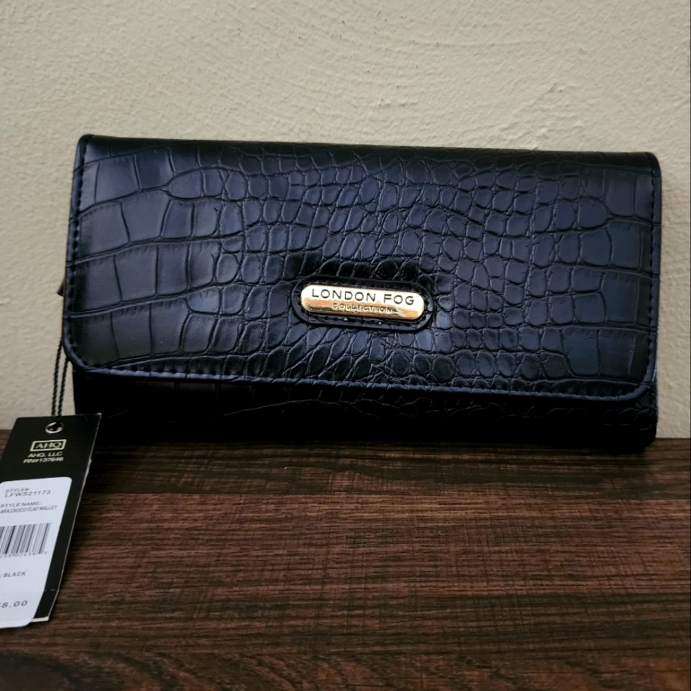 London Fog Lara Croco Flap Wallet Nwt